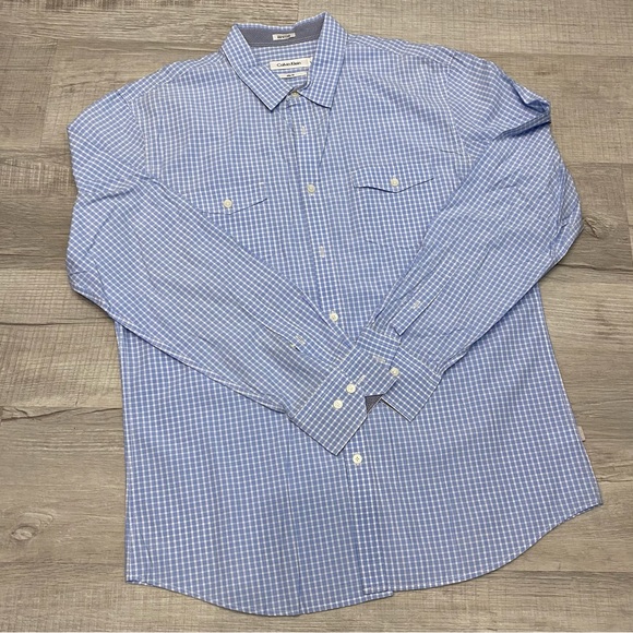 Gingham Calvin Klein button down shirt - Size L (slim fit). - Picture 1 of 2